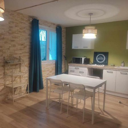 Appartement Jad'Iss à L'Isle-d'Abeau Extérieur photo